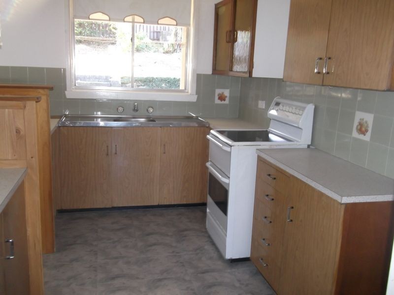 9 Lowana Crescent, Seven Hills NSW 2147