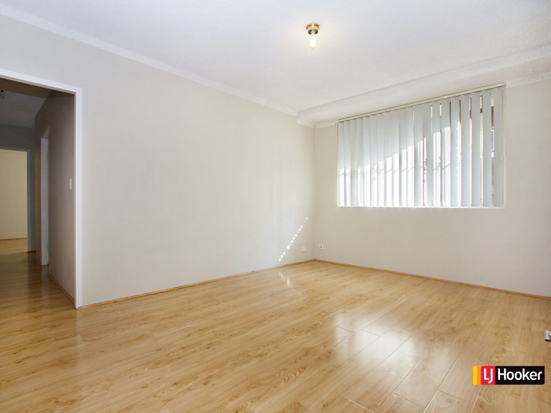 2/83 Lane Street, Wentworthville NSW 2145