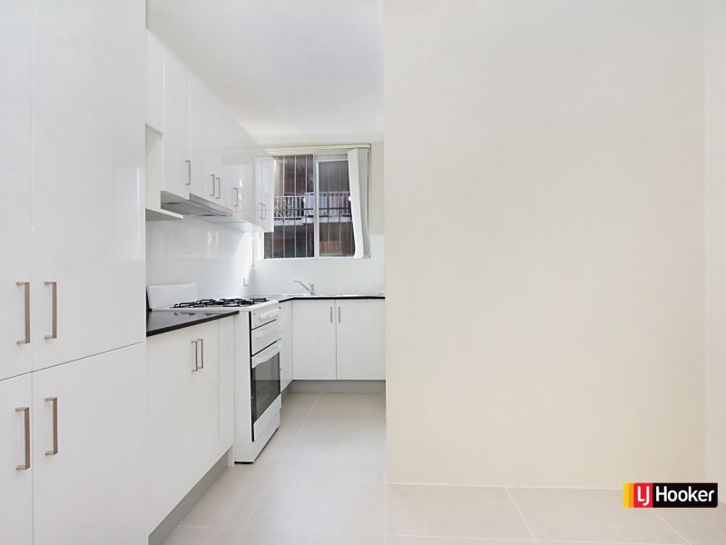 2/83 Lane Street, Wentworthville NSW 2145