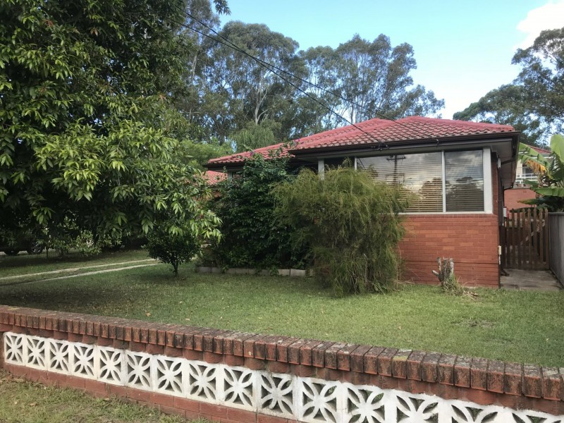 1 Barangaroo Road, Toongabbie NSW 2146