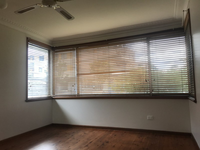 1 Barangaroo Road, Toongabbie NSW 2146