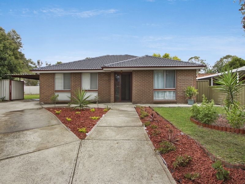 6 Moore Place, Doonside NSW 2767