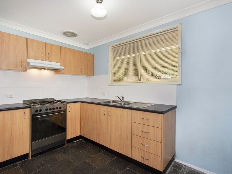 6 Moore Place, Doonside NSW 2767