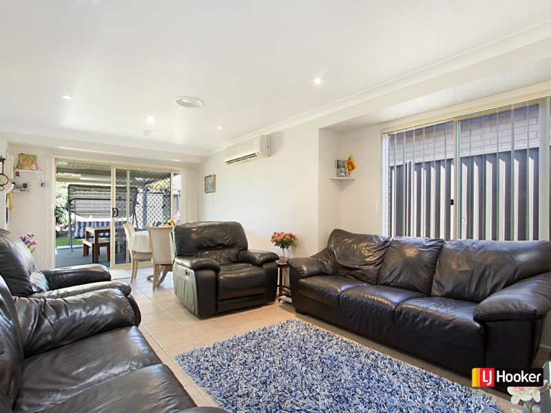 43 Cowley Crescent, Prospect NSW 2148