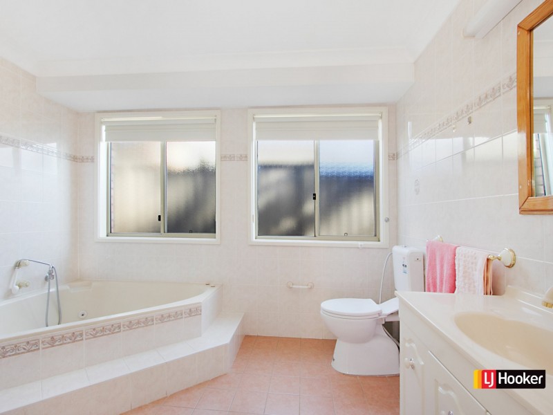 43 Cowley Crescent, Prospect NSW 2148