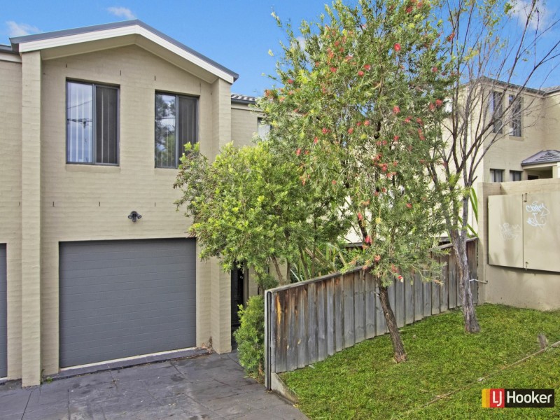 2/121-123 Stephen Street, Blacktown NSW 2148