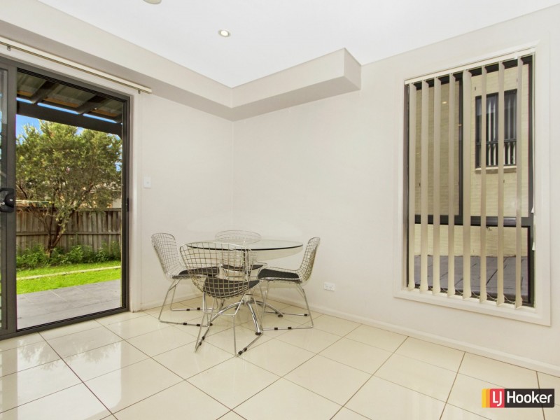 2/121-123 Stephen Street, Blacktown NSW 2148