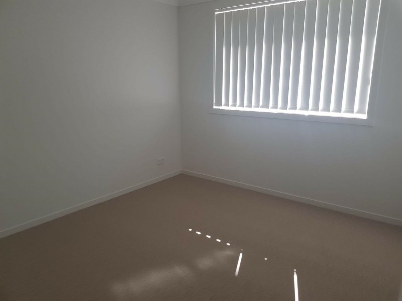 33 Madden Street, Oran Park NSW 2570