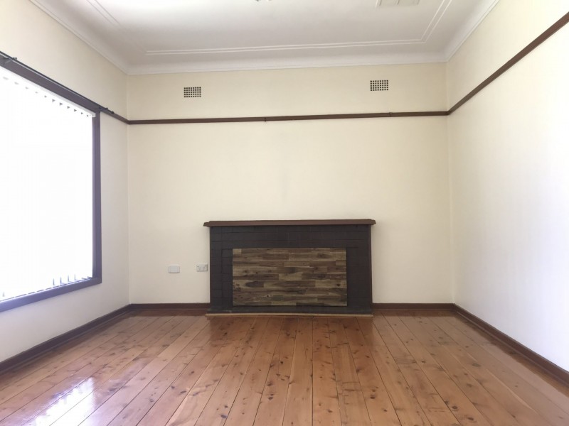 8 Morris Street, Seven Hills NSW 2147