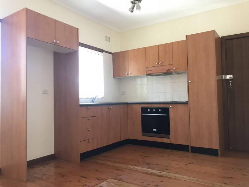 8 Morris Street, Seven Hills NSW 2147