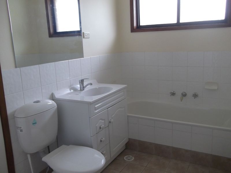 6 Tyne Place, Prospect NSW 2148