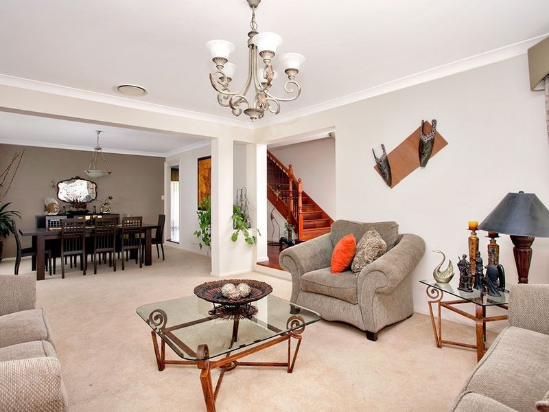 8 Olivia Street, Kellyville NSW 2155