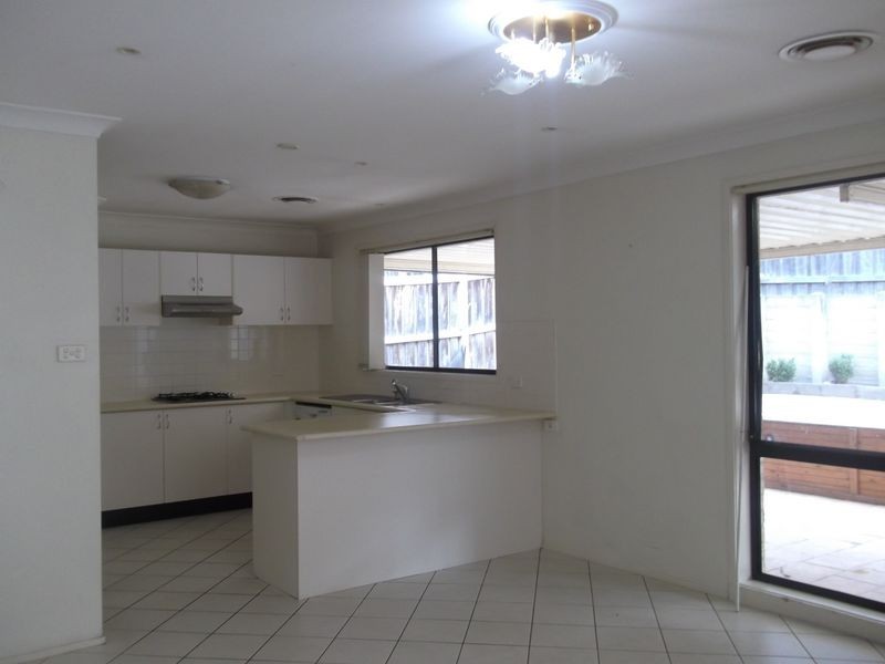 11 Snowgum Street, Acacia Gardens NSW 2763