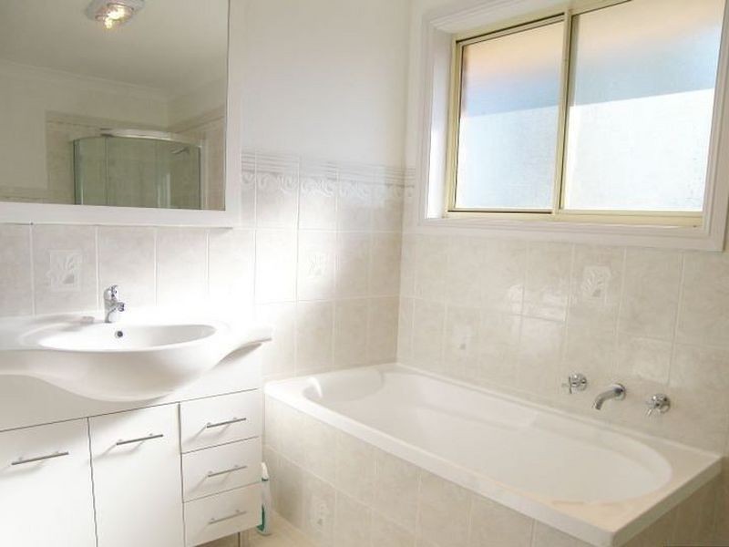 1/33 Doonside Crescent, Blacktown NSW 2148