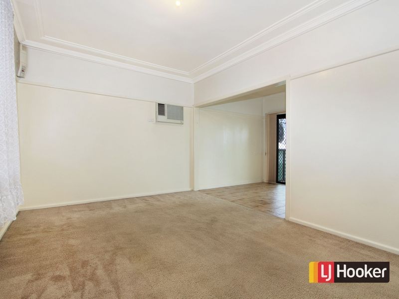7 Oxley Street, Lalor Park NSW 2147