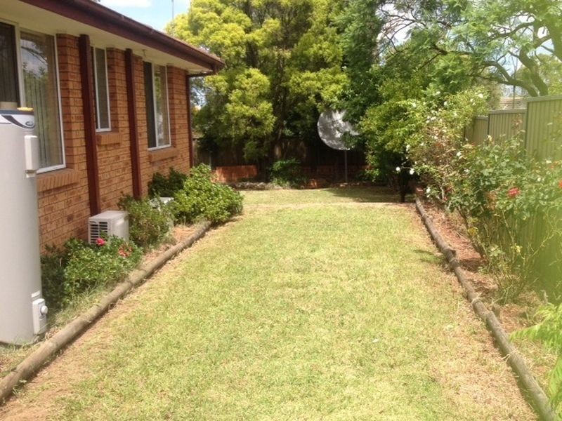 21a Artillery Crescent, Seven Hills NSW 2147