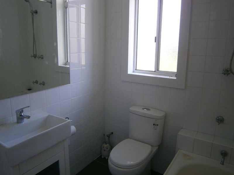 16 Johnson Avenue, Seven Hills NSW 2147