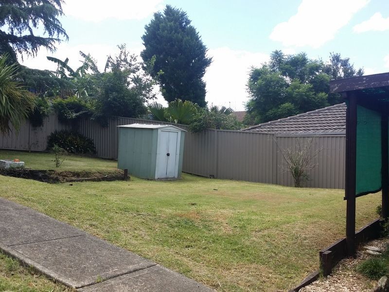 9 Graphite Place, Eagle Vale NSW 2558
