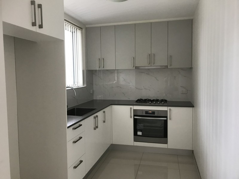 4/84-86 Aurelia Street, Toongabbie NSW 2146