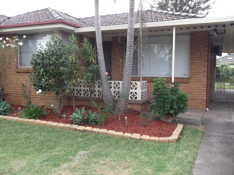 136 Lucretia Road, Seven Hills NSW 2147