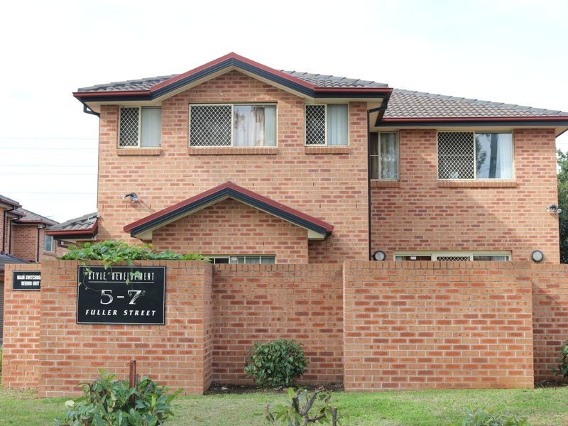 1/5 Fuller Street, Seven Hills NSW 2147