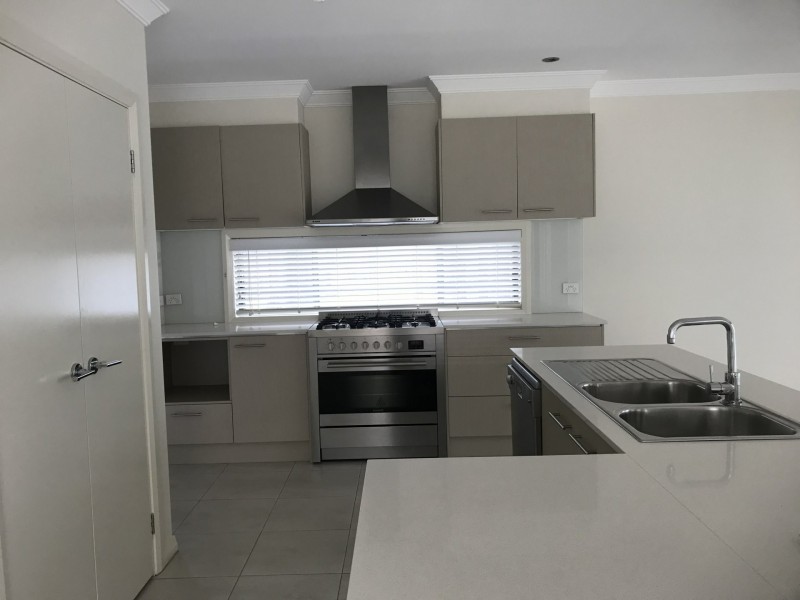 11 Peppermint Fairway, The Ponds NSW 2769