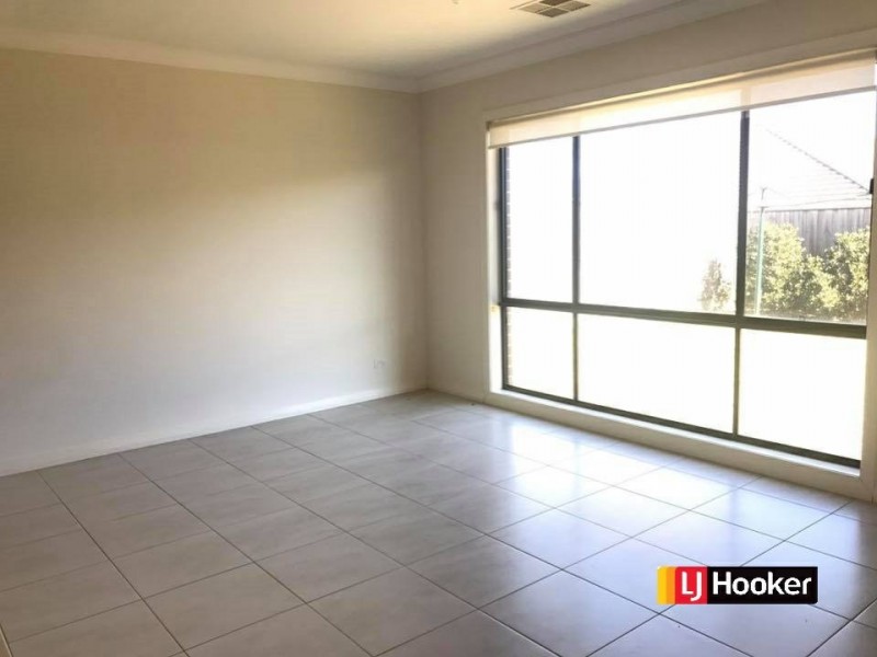 11 Peppermint Fairway, The Ponds NSW 2769