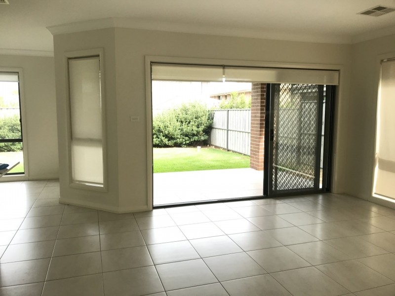 11 Peppermint Fairway, The Ponds NSW 2769