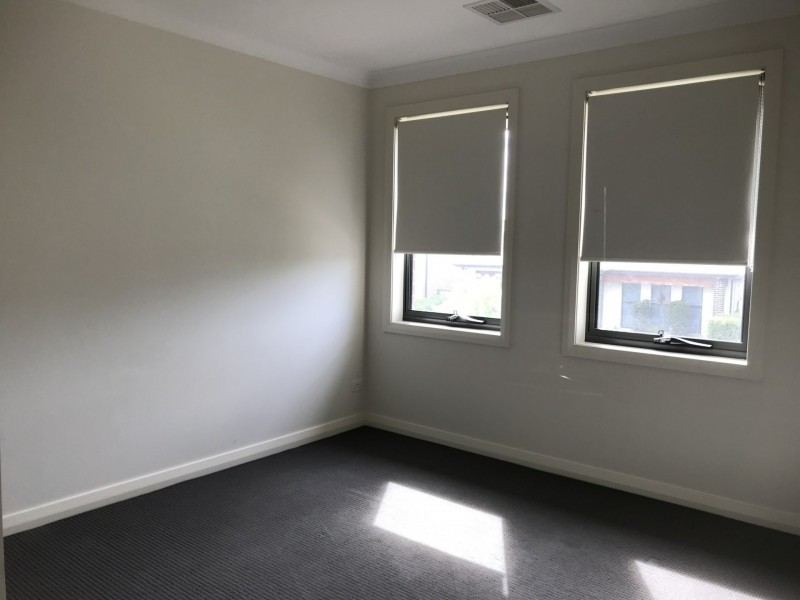 11 Peppermint Fairway, The Ponds NSW 2769