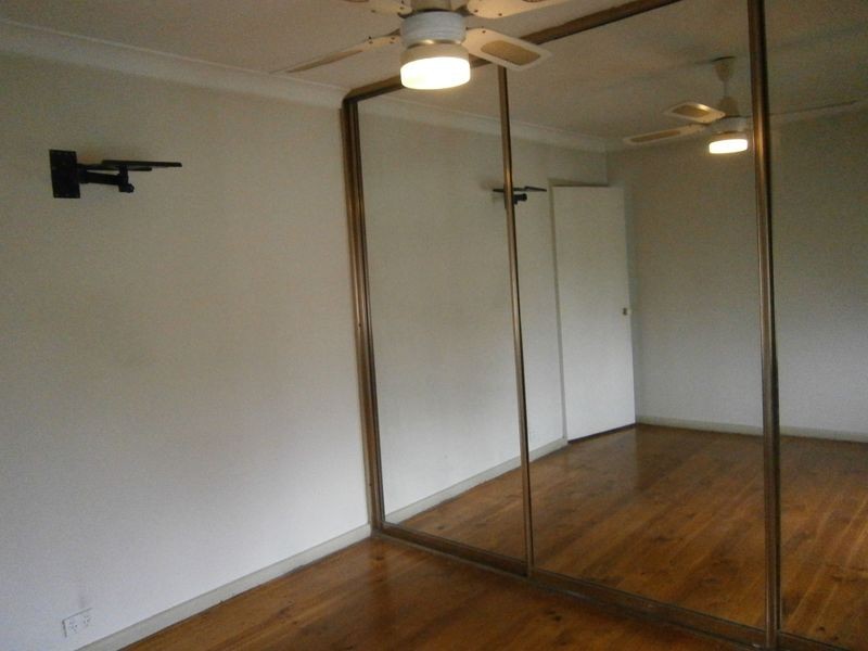 22 Halmahera Crescent, Lethbridge Park NSW 2770