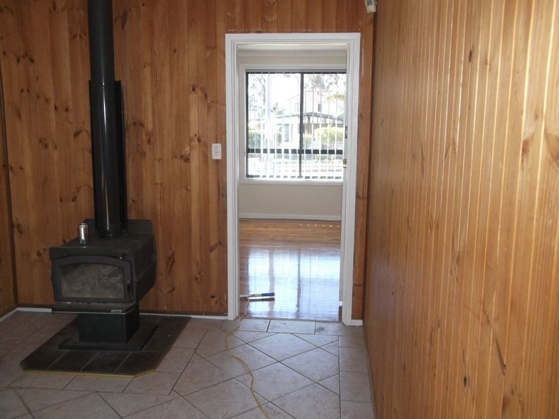 36 Leyte Avenue, Lethbridge Park NSW 2770