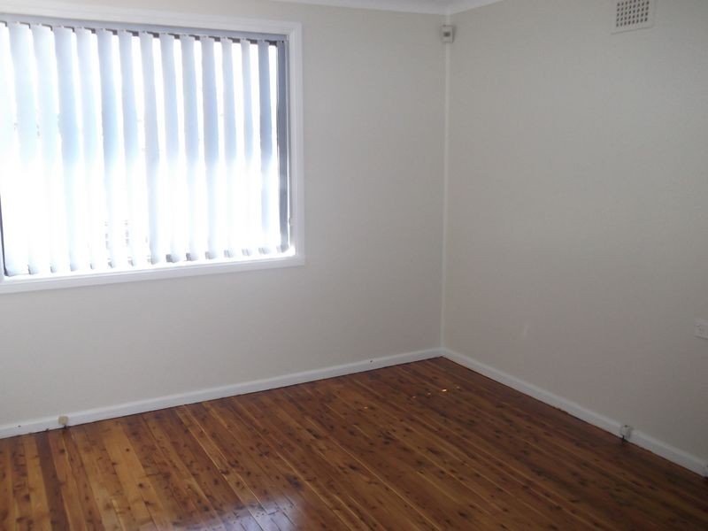 36 Leyte Avenue, Lethbridge Park NSW 2770