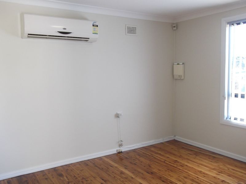 36 Leyte Avenue, Lethbridge Park NSW 2770