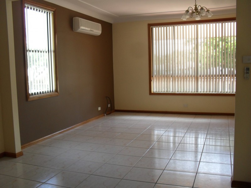 31 Stuart Mould Crescent, Lalor Park NSW 2147