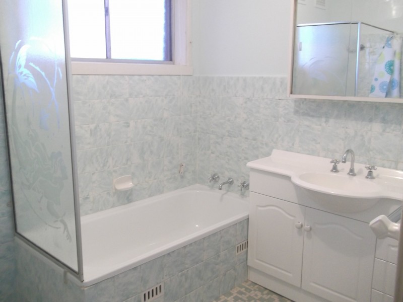 9 Lowana Crescent, Seven Hills NSW 2147