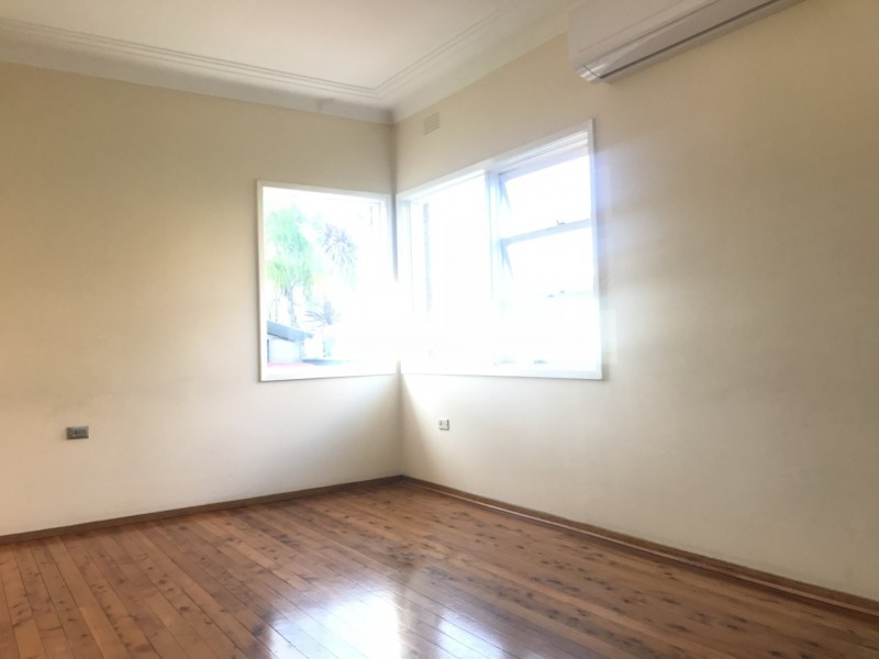 13 Endeavour Street, Seven Hills NSW 2147