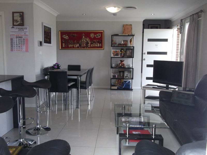 1/14 George Street, Seven Hills NSW 2147