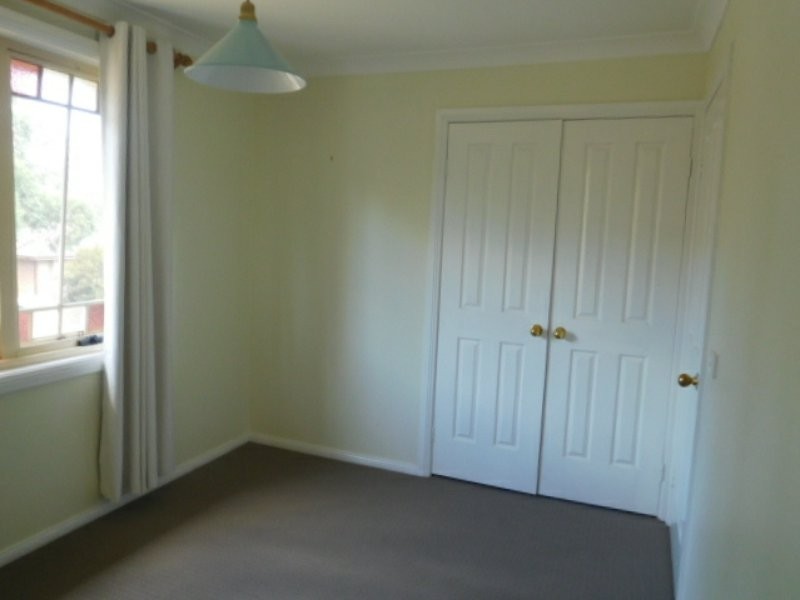 18 Crestview Drive, Glenwood NSW 2768