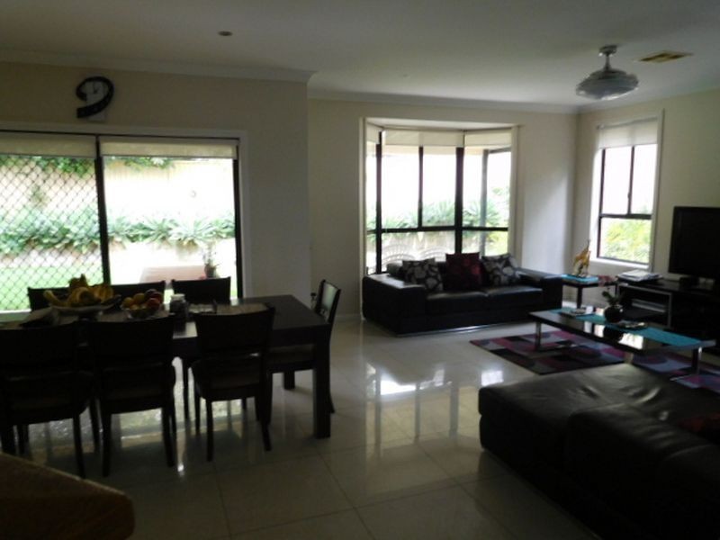 17 Softwood Avenue, Beaumont Hills NSW 2155