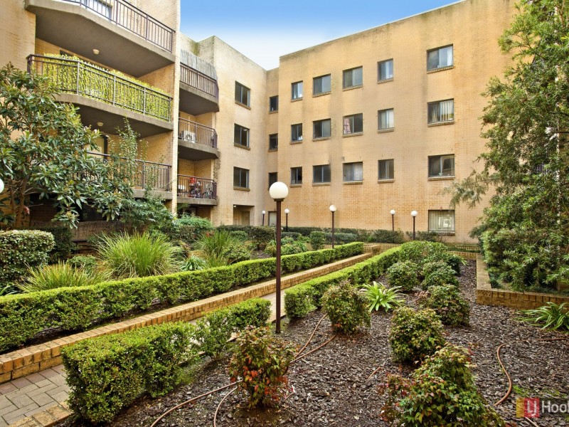 28/5-9 Fourth Avenue, Blacktown NSW 2148