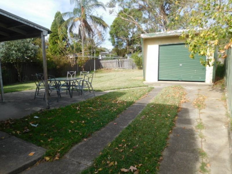 27 Mackenzie Boulevard, Seven Hills NSW 2147