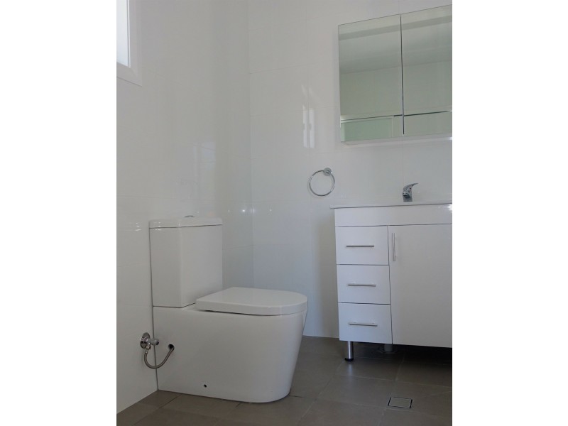 35A Gladys Crescent, Seven Hills NSW 2147