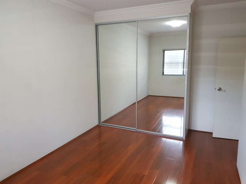 2/78-80 Essington Street, Wentworthville NSW 2145