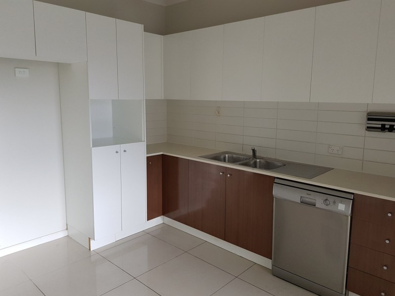 2/14 Lancaster Street, Blacktown NSW 2148