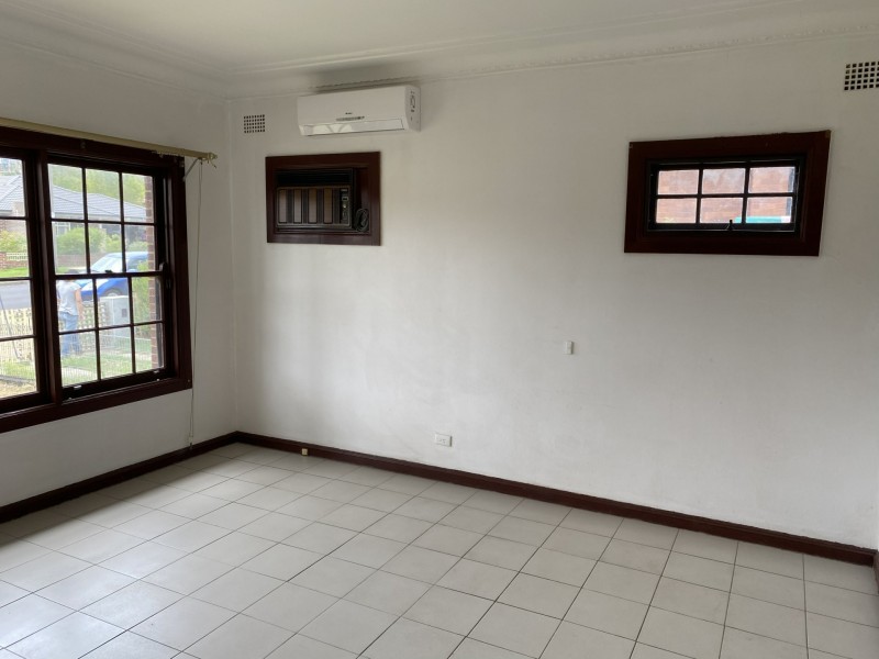 24 Moree Avenue, Westmead NSW 2145