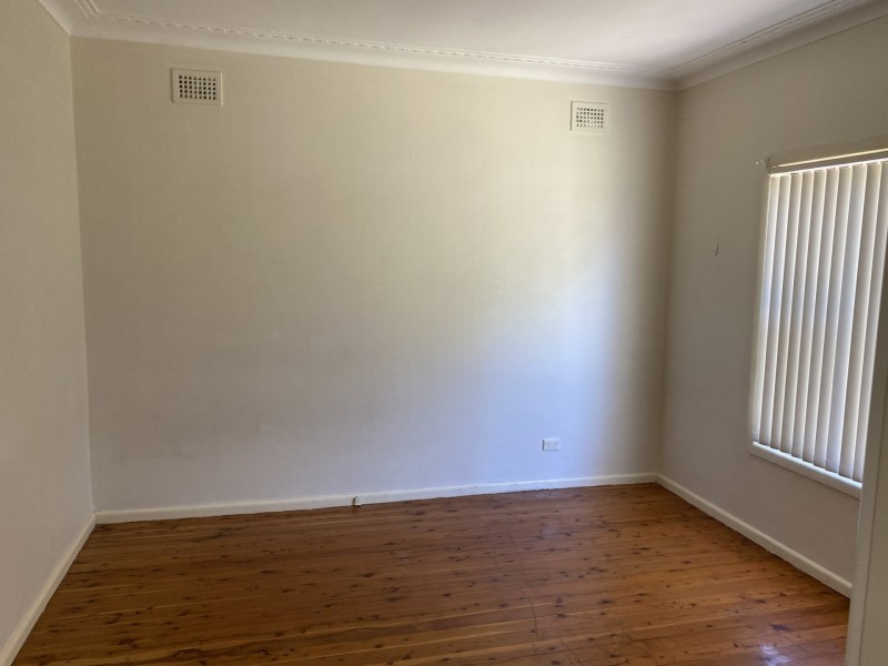 8 Williamson Avenue, Seven Hills NSW 2147