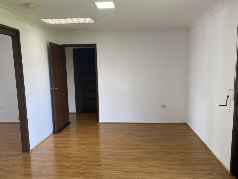 5 Wall Park Avenue, Seven Hills NSW 2147