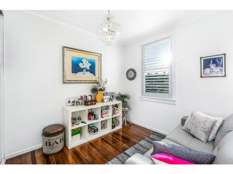 27 Pineleigh Road, Lalor Park NSW 2147