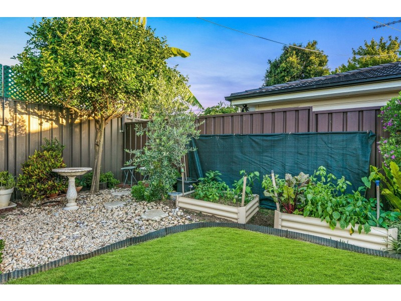 27 Pineleigh Road, Lalor Park NSW 2147