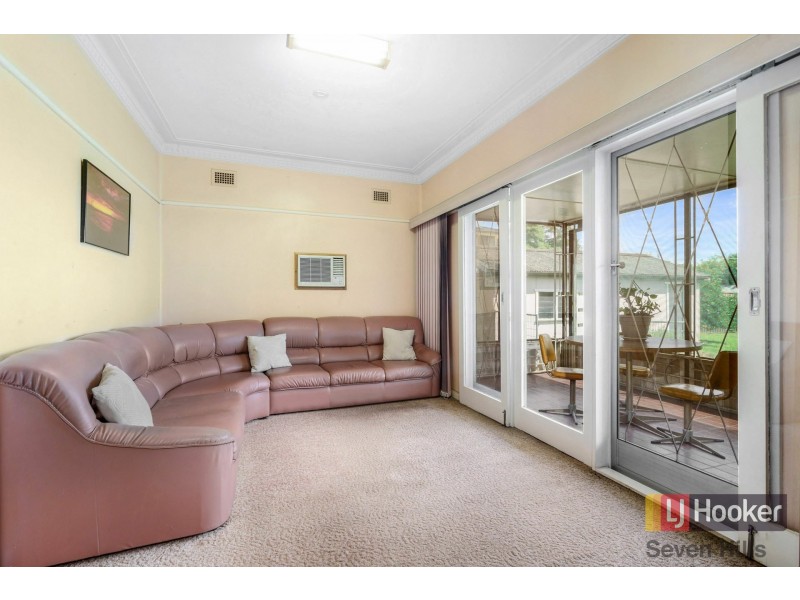 34 Carrington Street, Seven Hills NSW 2147